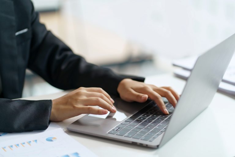 Bridging the Digital Gap: Positek's Guide to Digital Transformation for Laundry Businesses